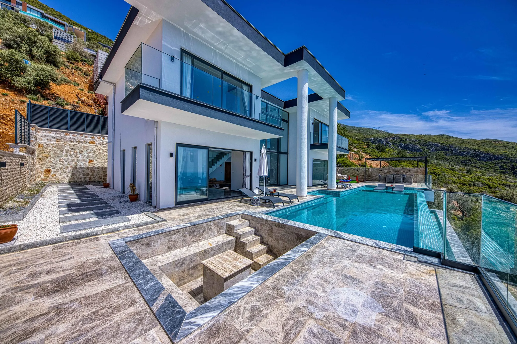 Villa with infinity pool